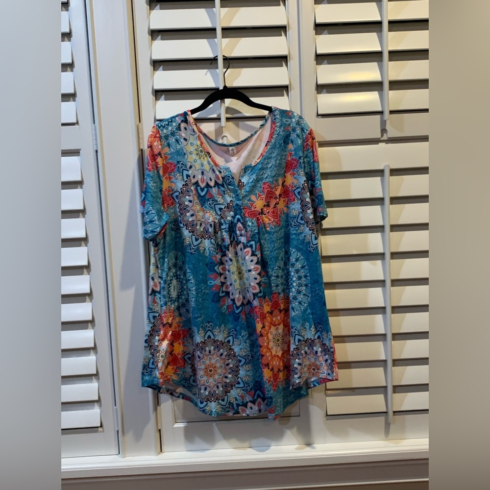 Cute blue short sleeved blouse